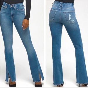 Good American Good Flare Twisted Slit Jeans in BLUE525, Size 4/27